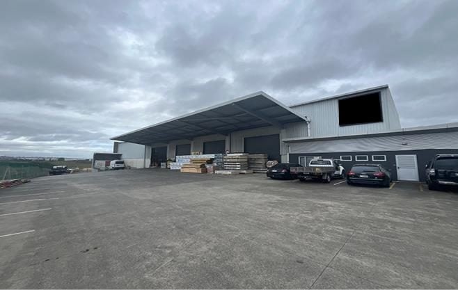 Image 1 of 6