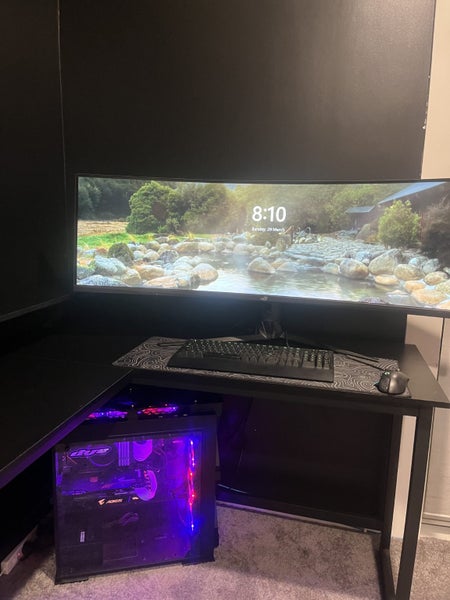 High-End Gaming PC Setup + Ultrawide Monitor & Accessories Carousel 1