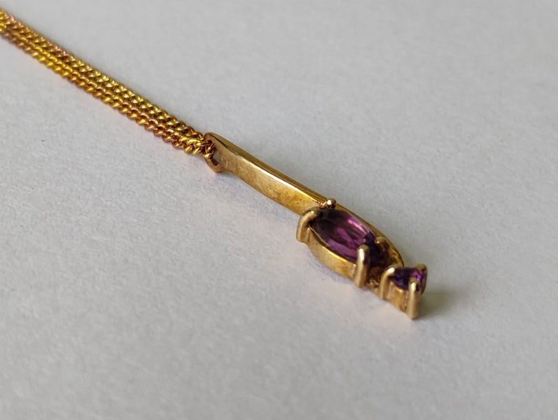 9CT GOLD & AMETHYST PENDANT NECKLACE Carousel 2