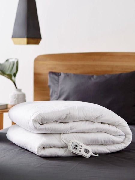 DST Electric Quilted Blanket (Cream) - King Single Carousel 1