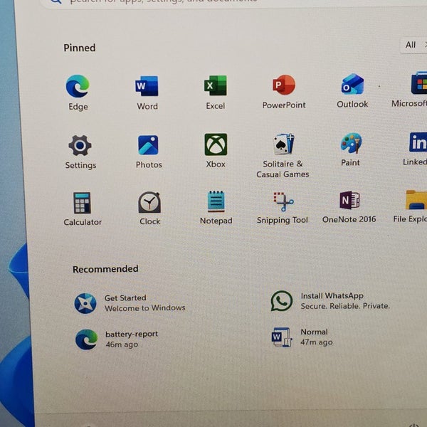 Microsoft Surface go 2 in 1 touchscreen compact 10.5 inches screen laptop Carousel 13