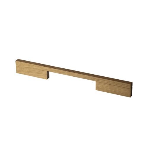 25x Oak Lacquered Timber Handles – 320mm Carousel 1