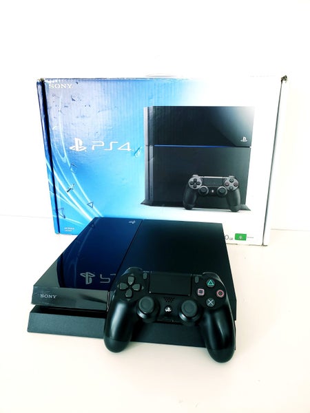 PS4 Console Boxed / CUH-1001A Carousel 1