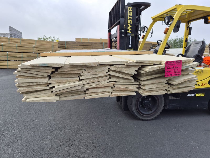 PINE REBATED SPLAY CUT BOARDS - 140 x 18mm - FJ PP H3.1 - 398.4m - TS10052 Carousel 2