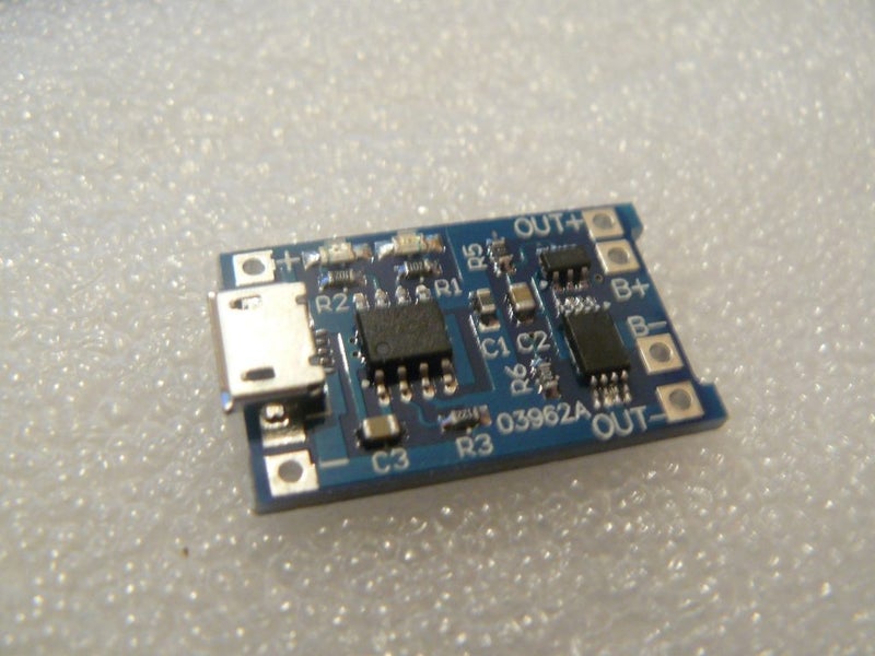 1A Single Cell Li-Ion Charger TP4056 - With Protection DW01 Carousel 1