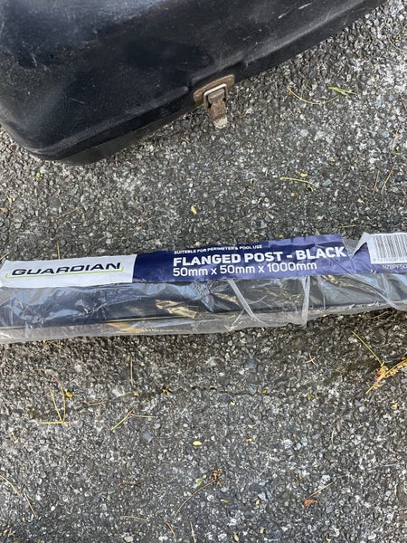 Guardian flanged fence post (1m tall) Carousel 1