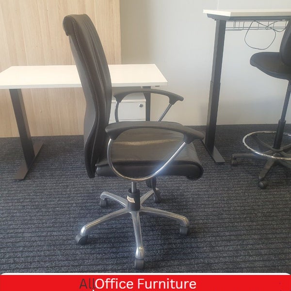 Office Chair Carousel 1