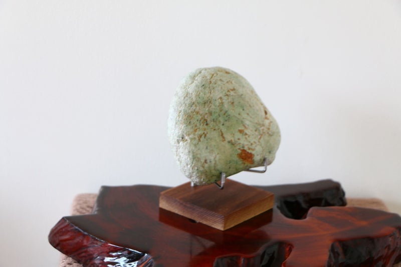 New Zealand greenstone small touchstone pounamu carving stone unique gift Carousel 2