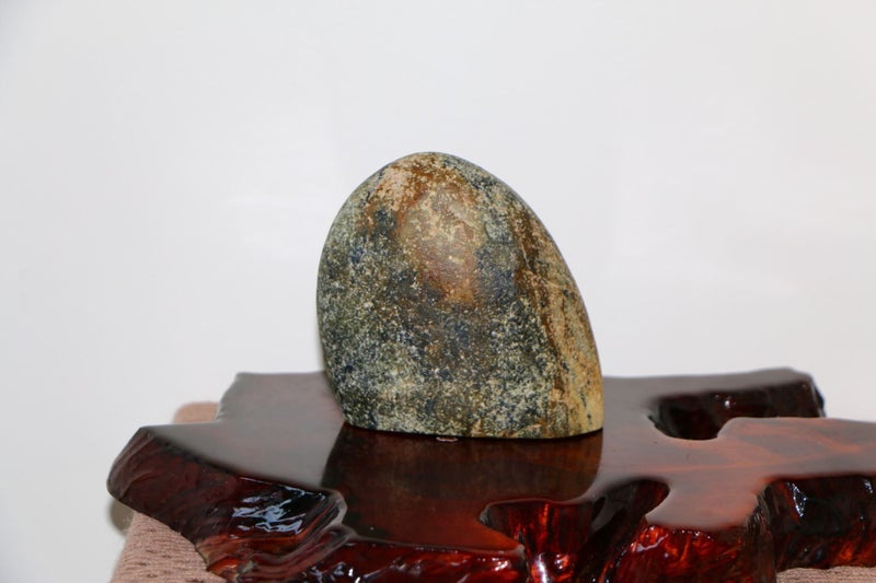 New Zealand greenstone small touchstone pounamu carving stone unique gift Carousel 1