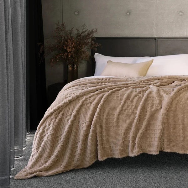 Lattice Sherpa Blanket Latte by Bambury Carousel 1