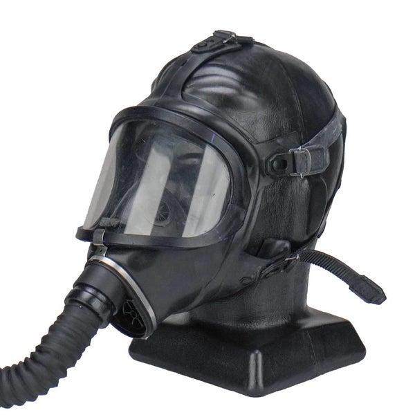 Drager Respirator w/ Pouch, Item 2