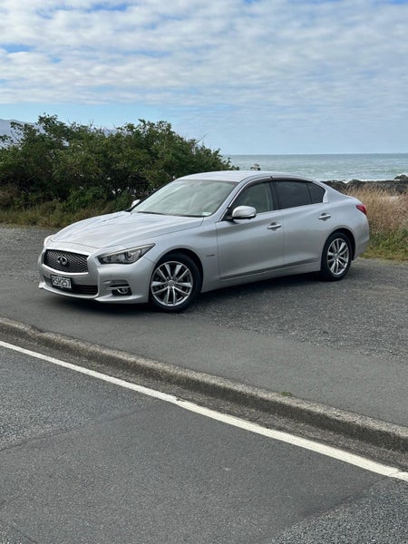 2014 Nissan Skyline Hybrid 350Gt