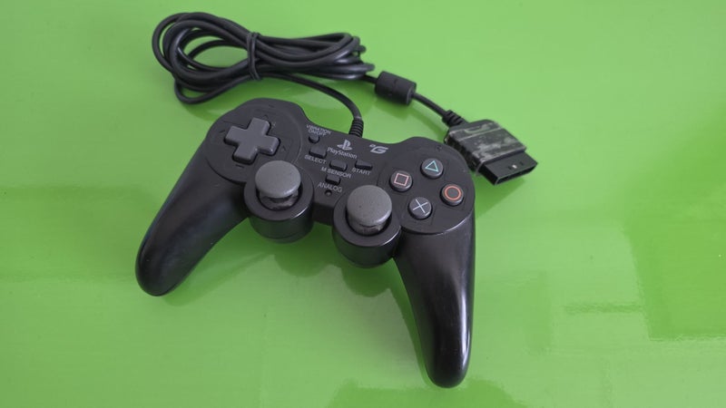 Fanatec G Motion PS2 Controller Carousel 1