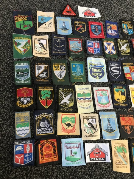 Scouting Badges Collection NEW 52 Carousel 2
