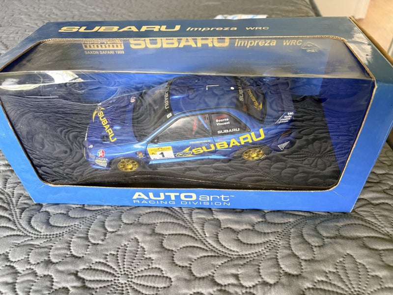 AUTOart 1:18 Possum Bourne Subaru Impreza WRC 1999 - Low #1061/3000 Carousel 1