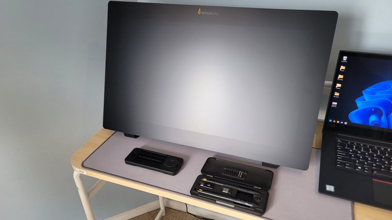 Xencelabs Pen Display 24 Carousel 1