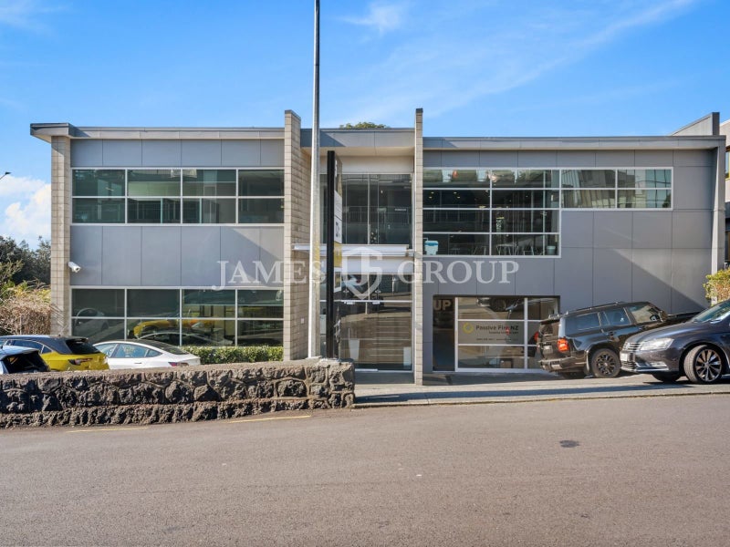 Image 1 of 10