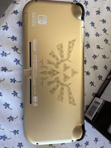Nintendo switch lite hyrule edition (Zelda limited edition) Carousel 3