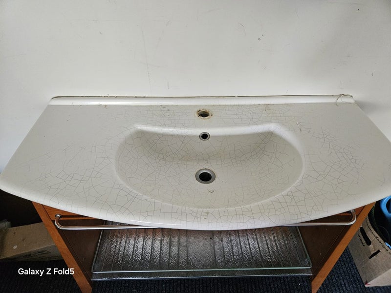 Bathroom Vanity Unit | Ceramic Basin | 80cm Mirror with Light | Pick Up Carousel 2