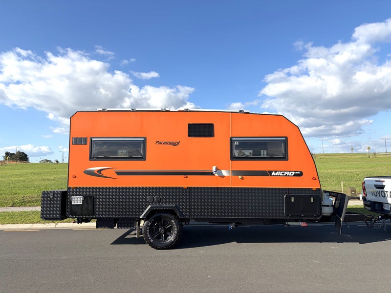 2017 Paramount Micro MAX - IMMACULATE!415693526113996802