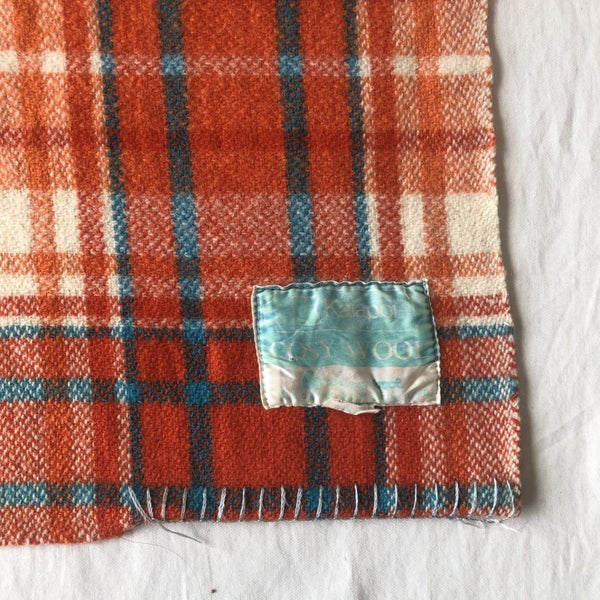 Vintage Pure NZ Virgin Wool Retro Checked Blanket Carousel 2