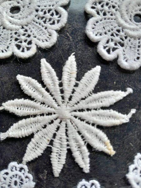 GENUINE VINTAGE COTTON EMBELISHMENTS Carousel 2