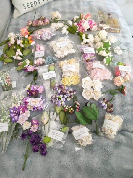Bulk lot of paper flowers Carousel 1