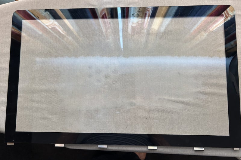 Imac Glass 21.5" Carousel 1