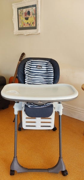 Chicco Polly Folding Highchair Carousel 1