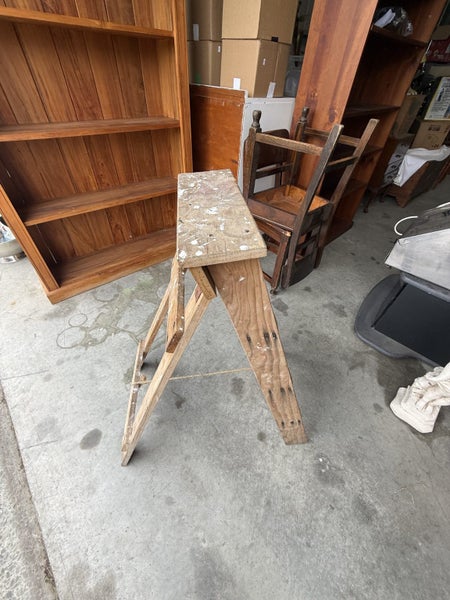 Vintage Wooden Ladder Carousel 7