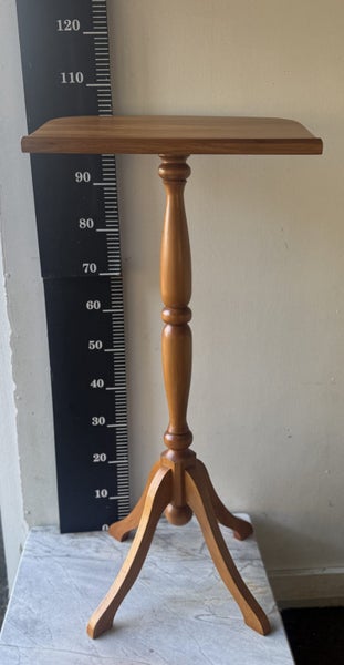Solid Timber Lectern Stand / Music Stand / Display Pedestal Carousel 1