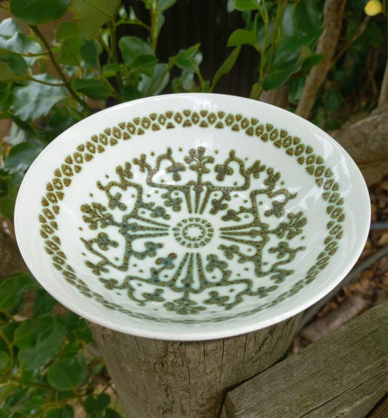 Crown Lynn Kelston Baroque Green Design Bowl D 664 Carousel 2