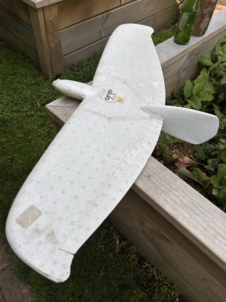 Alula and DLG Gliders Carousel 1