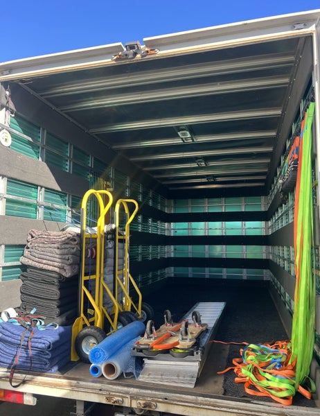 AKL FURNITURE MOVERS 7DAYS FROM $60 Carousel 1