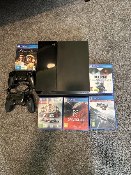 PlayStation 4 Carousel 1