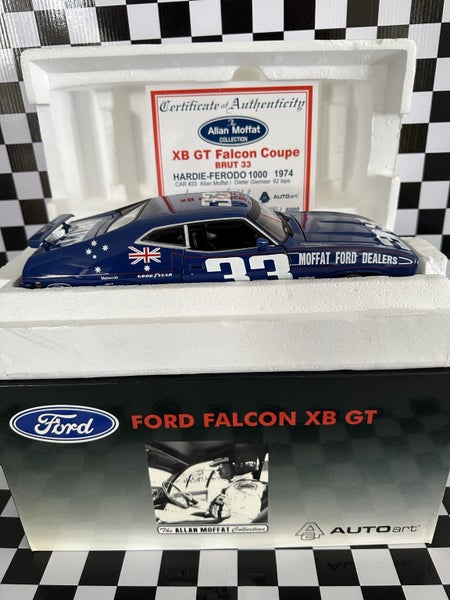 1:18 1974 Hardie-Ferodo 1000 XB-GT Falcon Coupe BRUTT 33 Carousel 1