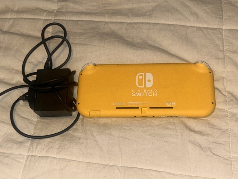 Nintendo Switch Lite Carousel 3