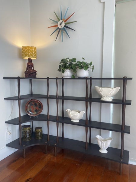 *MID CENTURY MODERN SPINDLE SHELVING UNIT* Carousel 1