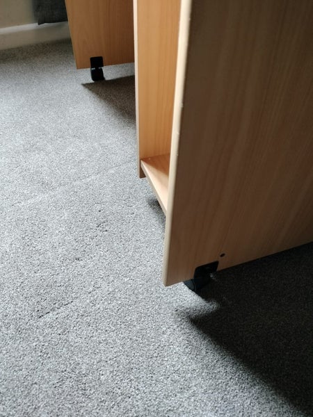 Computer table Carousel 2