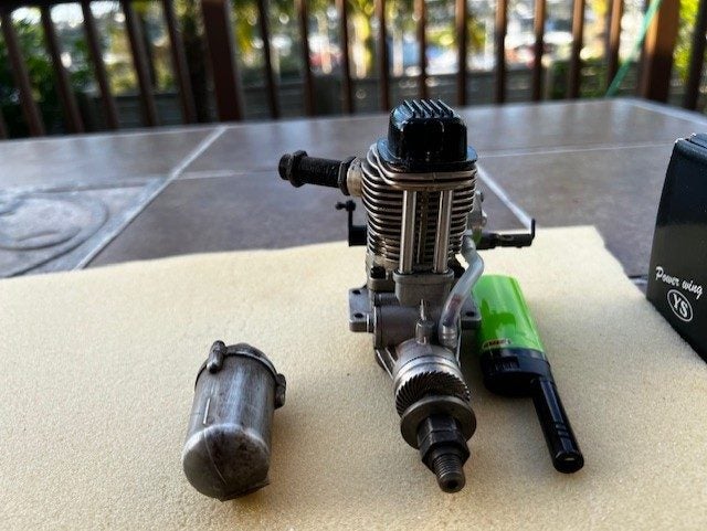 YS FZ 70 S engine Carousel 1