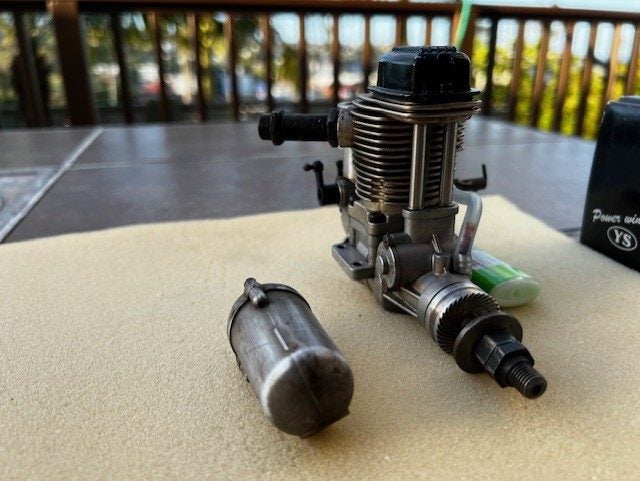 YS FZ 70 S engine Carousel 2