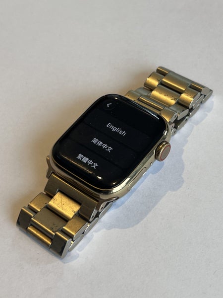 Apple Watch - Series 8 GPS + Cellular Carousel 1