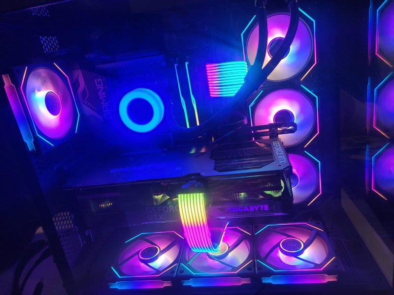 RTX 4090 High-End Gaming Setup – i9-14900KF – 64GB DDR5 – Full Lian Li Build Carousel 2