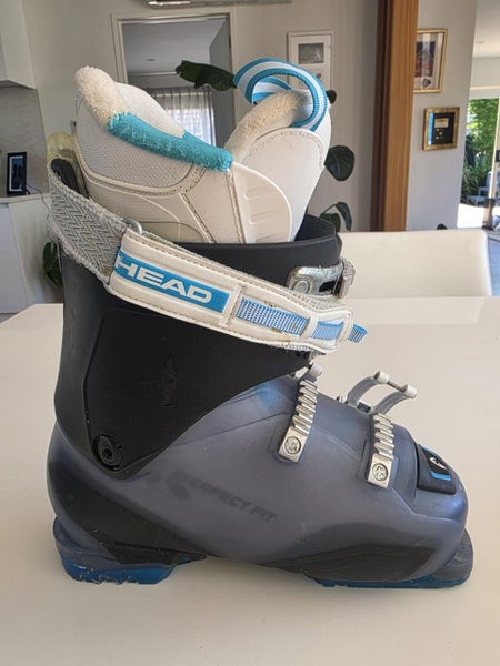 Ski Package Carousel 13