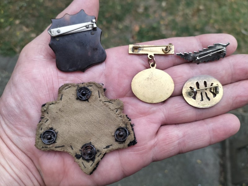 Various Old Badges - Military Connection? Carousel 2