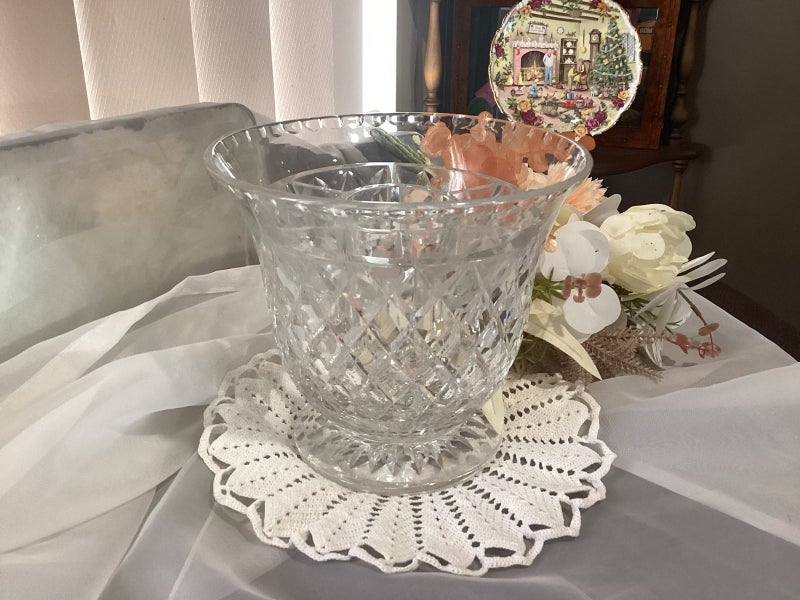 Antique large colourless lead glass footed centre piece with glass frog Carousel 1