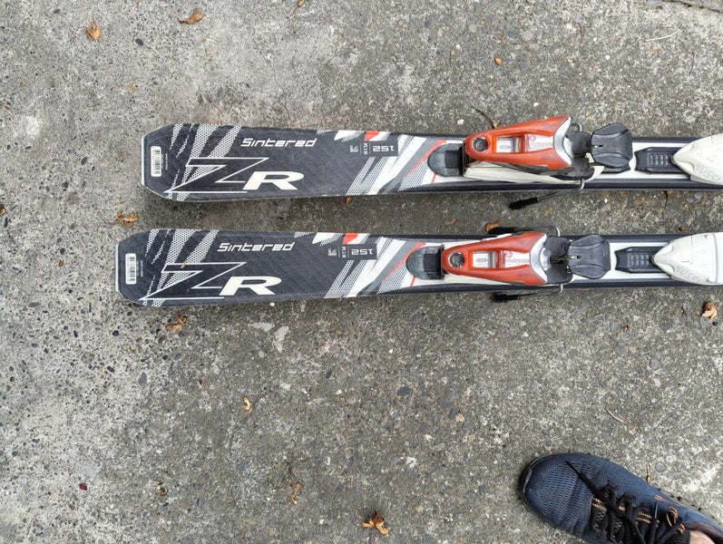 Rossignol skis 152 cm and poles Carousel 2
