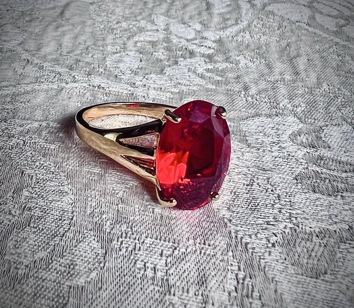 STUNNING 8CT SIM RUBY SPINEL & 18KGB RING SZ 12 *NO RES* Carousel 5