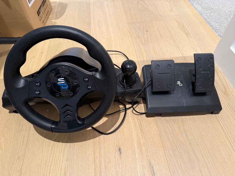 Superdrive Drive Pro GS750 Racing Wheel +Pedals +Gear Shifter (PS4 / Xbox / PC) Carousel 1