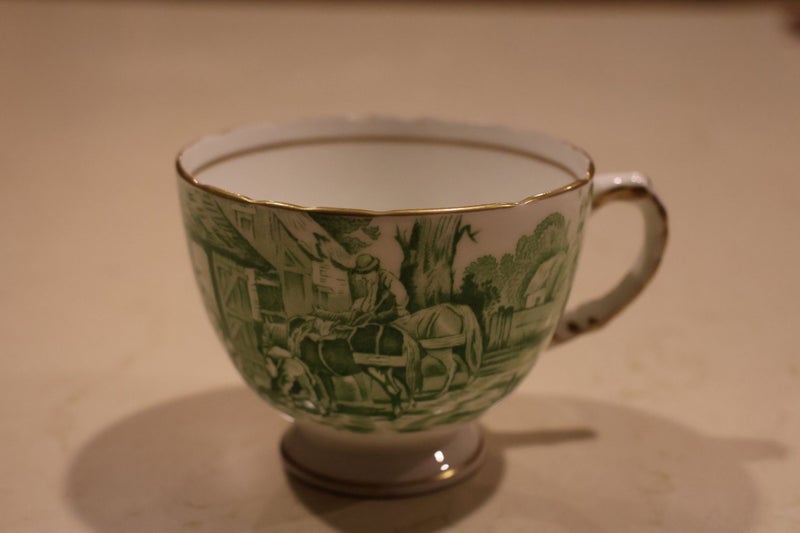 Vintage Sutherland Bone China tea set Carousel 2